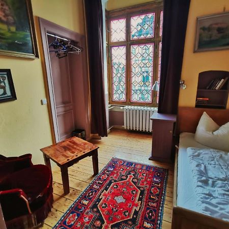וויימר Hummel Hostel - Historische Stadtvilla Mit Garten מראה חיצוני תמונה