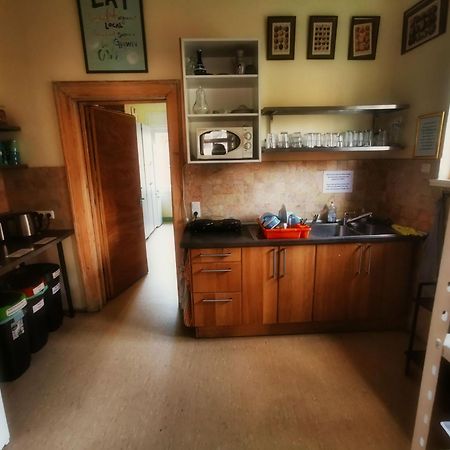 וויימר Hummel Hostel - Historische Stadtvilla Mit Garten מראה חיצוני תמונה