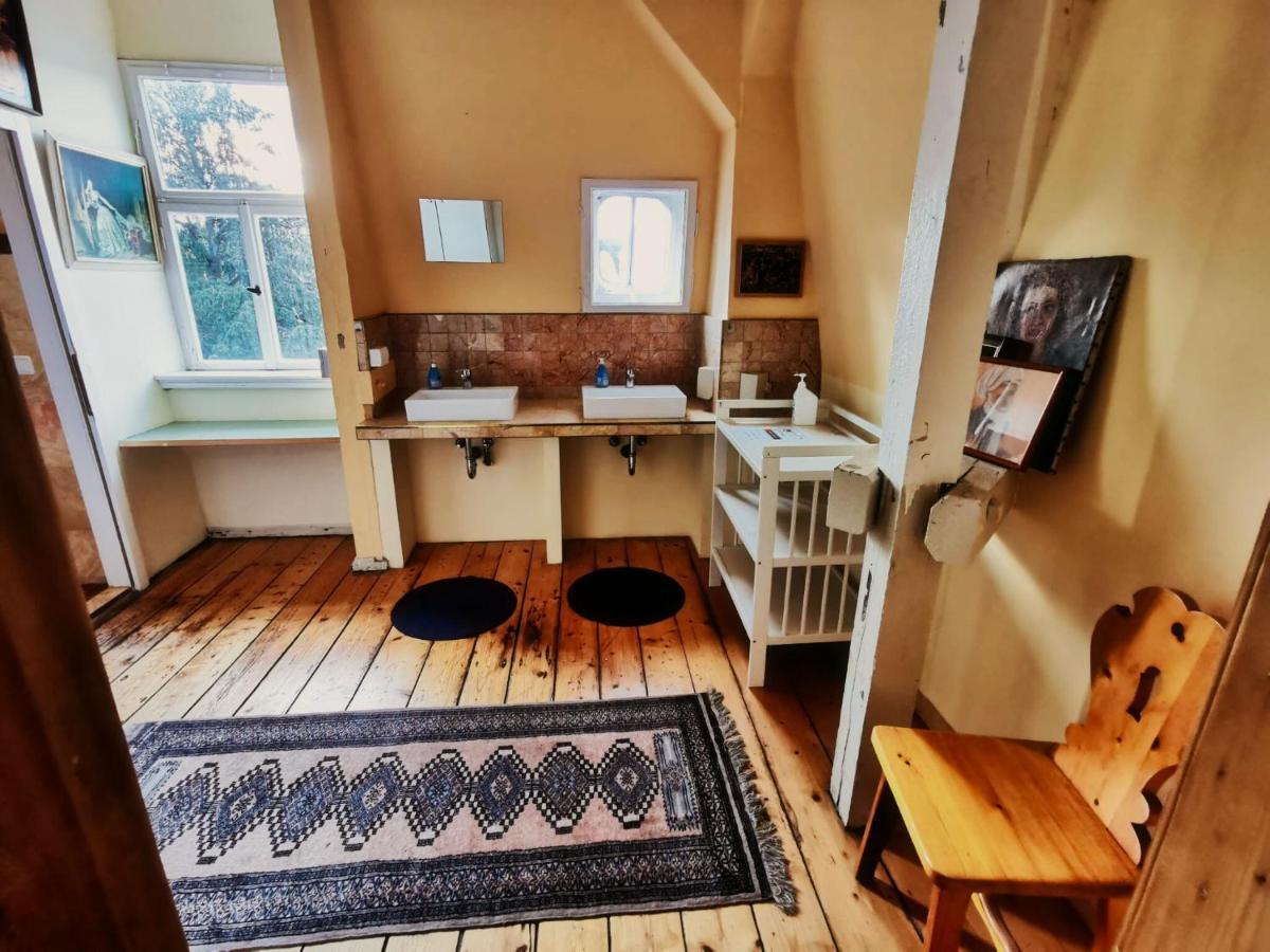 וויימר Hummel Hostel - Historische Stadtvilla Mit Garten מראה חיצוני תמונה