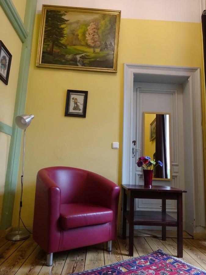 וויימר Hummel Hostel - Historische Stadtvilla Mit Garten מראה חיצוני תמונה