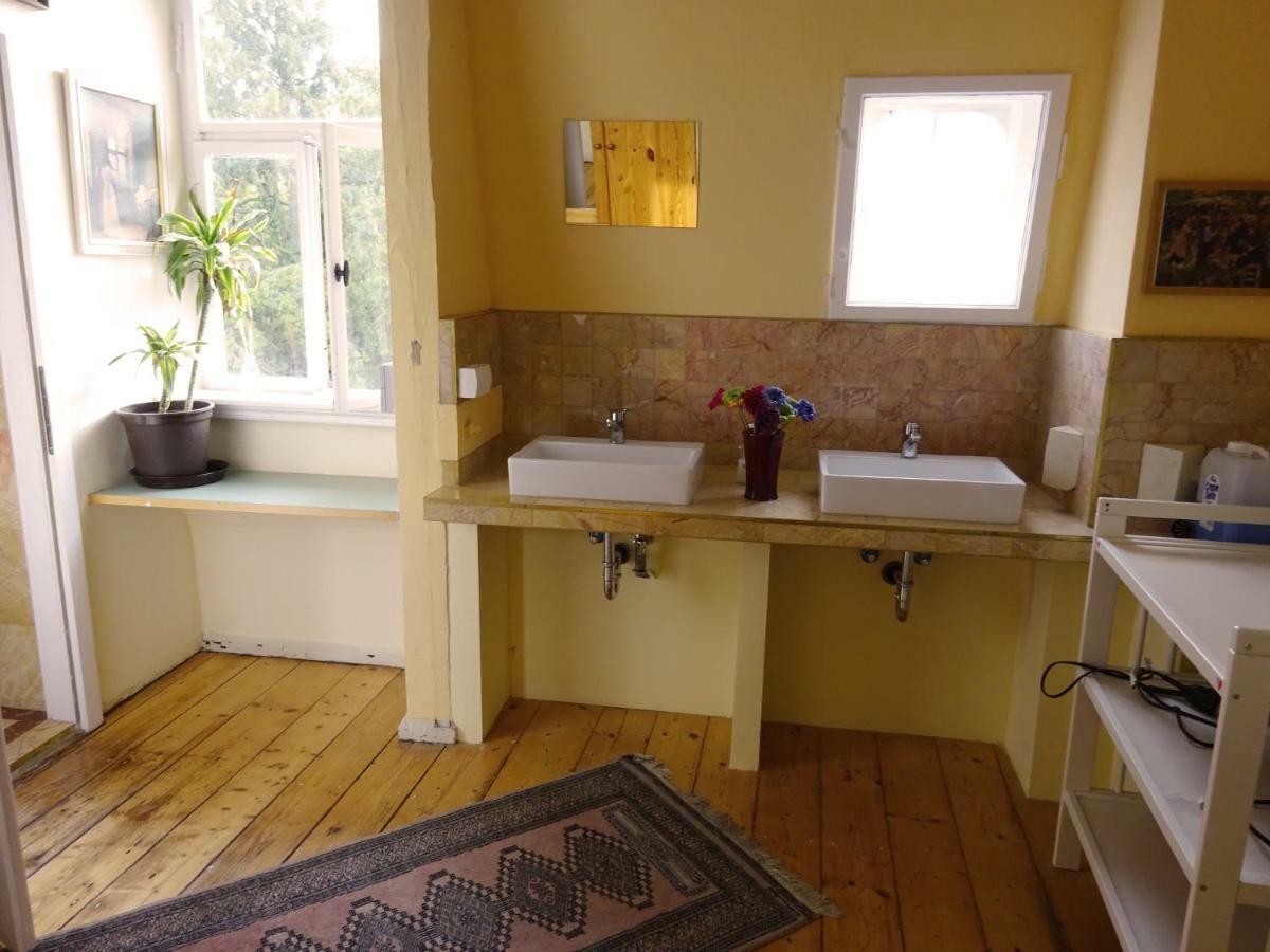 וויימר Hummel Hostel - Historische Stadtvilla Mit Garten מראה חיצוני תמונה