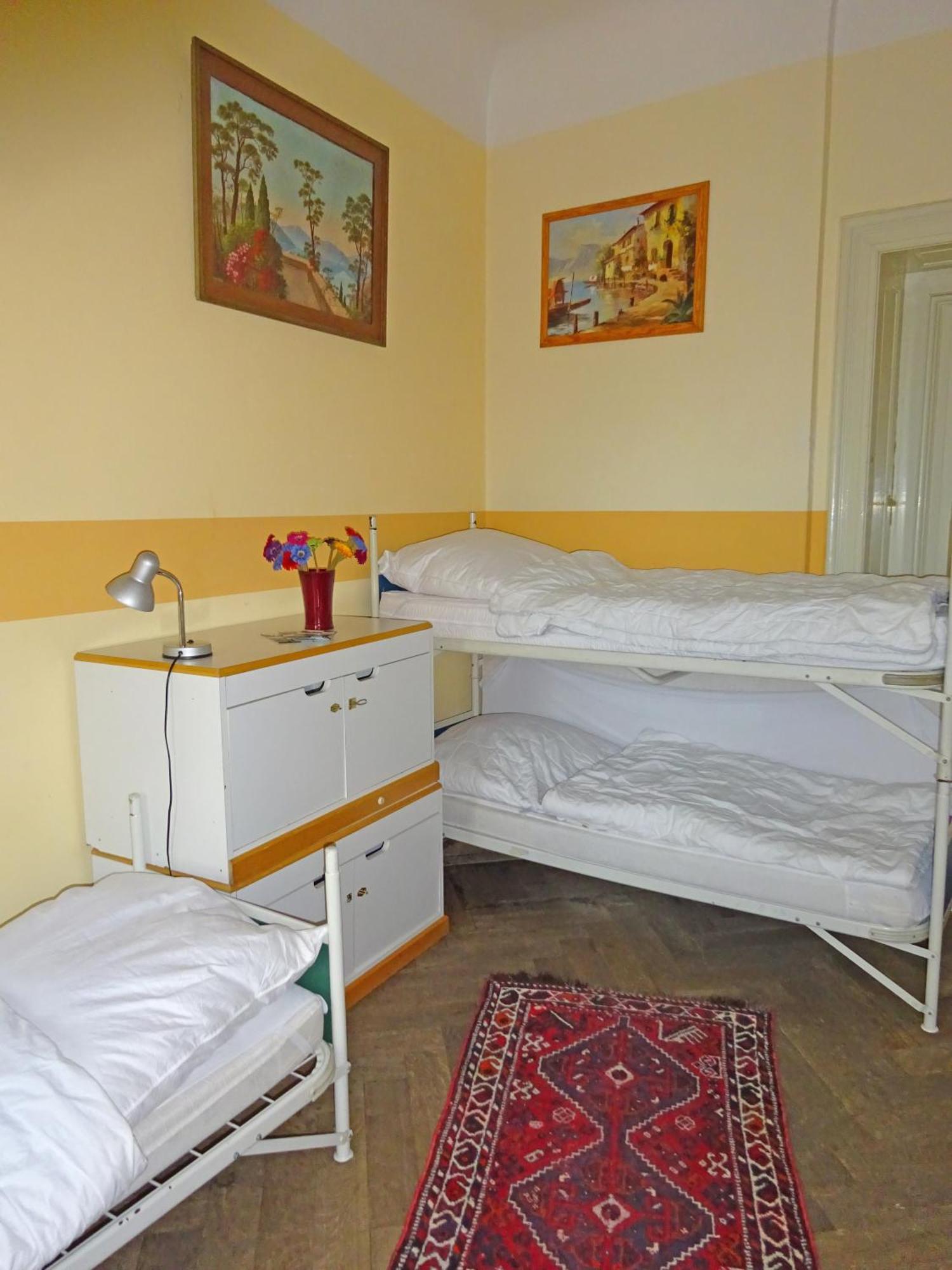 וויימר Hummel Hostel - Historische Stadtvilla Mit Garten מראה חיצוני תמונה
