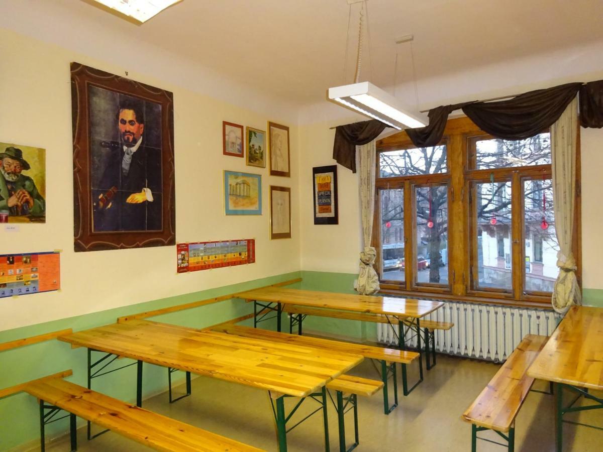 וויימר Hummel Hostel - Historische Stadtvilla Mit Garten מראה חיצוני תמונה