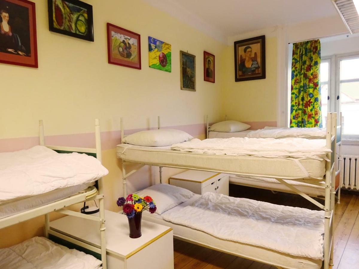 וויימר Hummel Hostel - Historische Stadtvilla Mit Garten מראה חיצוני תמונה